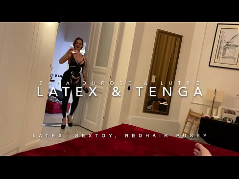 ❤️ Redheaded stepsister in latex costume yakasvirwa na stepbrother ❤️ ﹏
